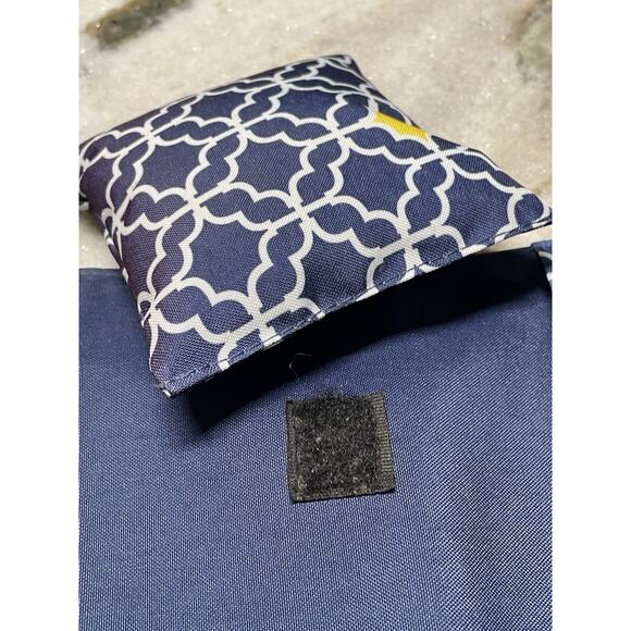 DMC Armchair Needlework Organizer Blue White 20" x 12.25" Dimensions - Picture 6 of 10